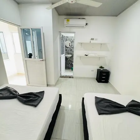 Torres Del Meson Luxury Aparta Hotel Doradal Exterior photo