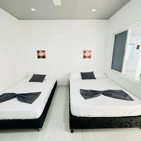 Torres Del Meson Luxury Aparta Hotel Doradal Exterior photo