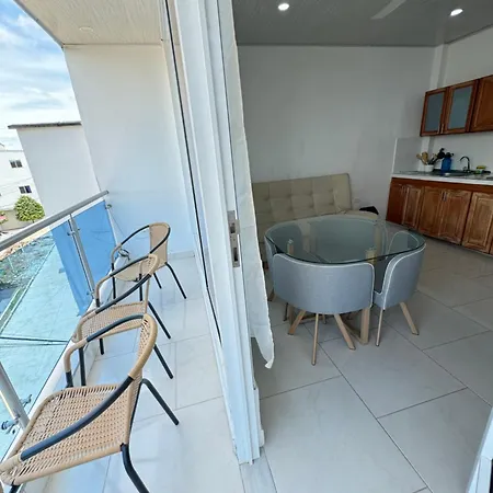 Torres Del Meson Luxury Aparta Hotel Doradal Exterior photo