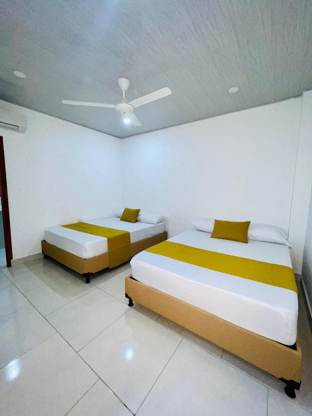 Torres Del Meson Luxury Aparta *