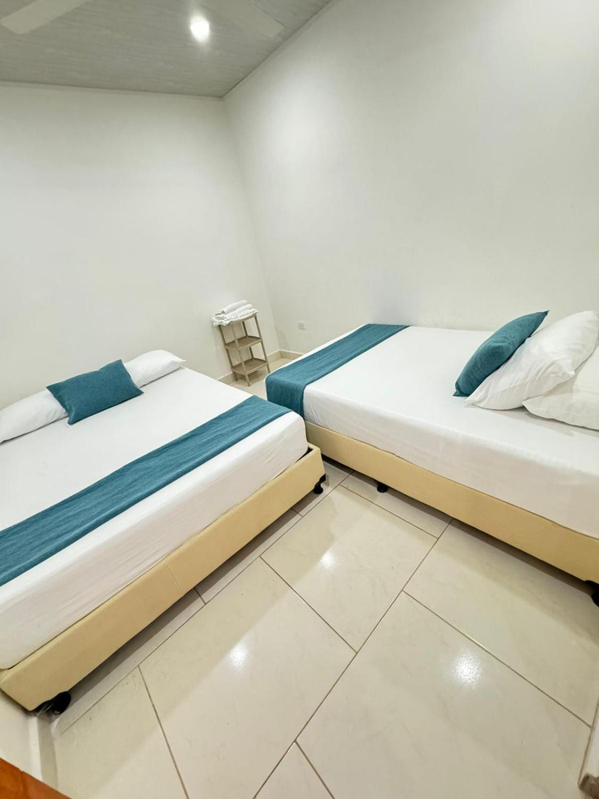Torres Del Meson Luxury Aparta